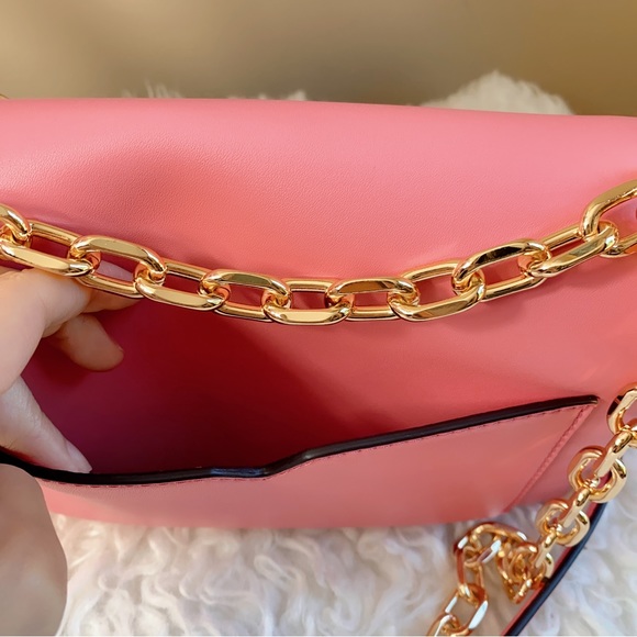 Michael Kors Cece Medium Shoulder Bag in tea rose - Picture 6 of 9